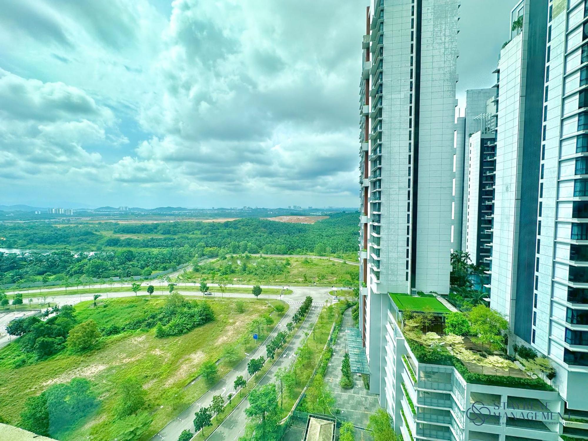 The Elysia Suites Nusajaya  Room photo
