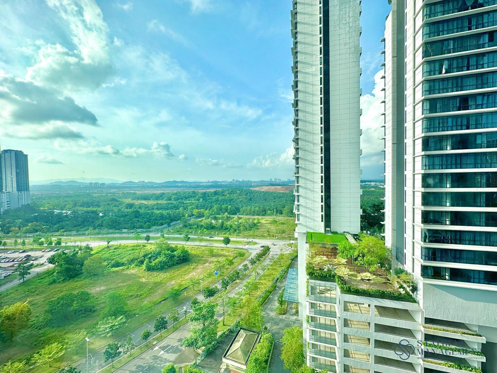 The Elysia Suites Nusajaya  Room photo